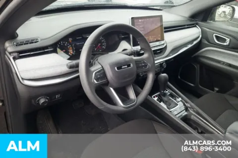 More photos of 2024 Jeep Compass Sport at ALM Hyundai Florence, SC
