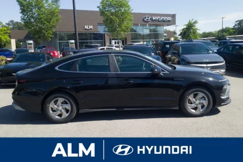 More photos of 2026 Hyundai Sonata SE at ALM Hyundai Florence, SC