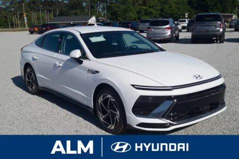 More photos of 2026 Hyundai Sonata SEL Sport at ALM Hyundai Florence, SC