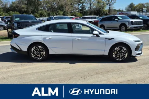 More photos of 2026 Hyundai Sonata SEL Sport at ALM Hyundai Florence, SC