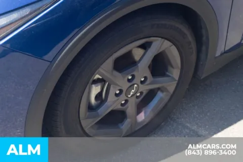 More photos of 2025 Kia K4 LXS at ALM Hyundai Florence, SC