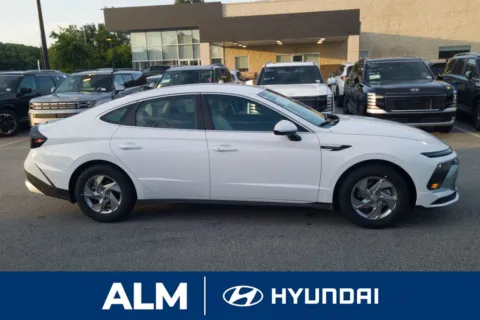 More photos of 2026 Hyundai Sonata SE at ALM Hyundai Florence, SC