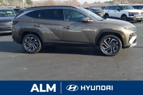 More photos of 2026 Hyundai Tucson Hybrid SEL Convenience at ALM Hyundai Florence, SC