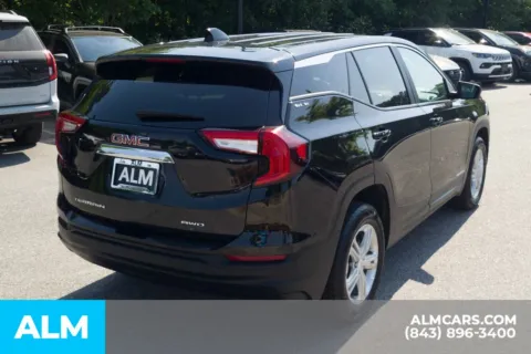 More photos of 2024 GMC Terrain SLE at ALM Hyundai Florence, SC