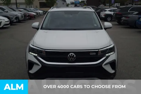 Photos of 2022 Volkswagen Taos 1.5T SE for sale in Florence, SC at ALM Hyundai Florence