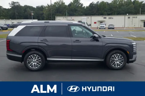 More photos of 2026 Hyundai Palisade SEL at ALM Hyundai Florence, SC