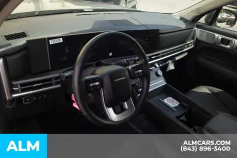 More photos of 2025 Hyundai Santa Fe SEL at ALM Hyundai Florence, SC
