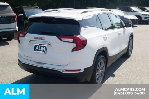 More photos of 2024 GMC Terrain SLT at ALM Hyundai Florence, SC
