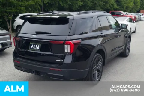 More photos of 2025 Ford Explorer ST-Line at ALM Hyundai Florence, SC