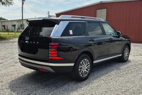 More photos of 2026 Hyundai Palisade SEL at ALM Hyundai Florence, SC