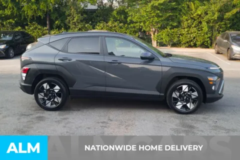 More photos of 2025 Hyundai Kona SEL at ALM Hyundai Florence, SC