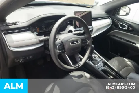 More photos of 2025 Jeep Compass Limited at ALM Hyundai Florence, SC