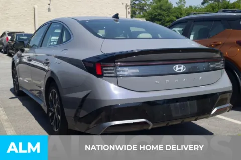 More photos of 2025 Hyundai Sonata SEL at ALM Hyundai Florence, SC