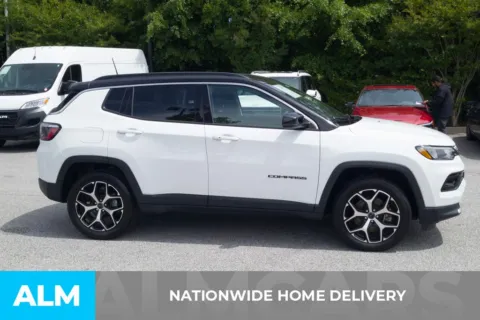More photos of 2025 Jeep Compass Limited at ALM Hyundai Florence, SC