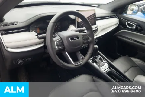 More photos of 2025 Jeep Compass Limited at ALM Hyundai Florence, SC