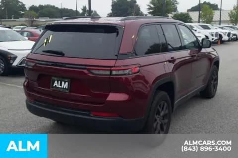 More photos of 2025 Jeep Grand Cherokee Altitude at ALM Hyundai Florence, SC