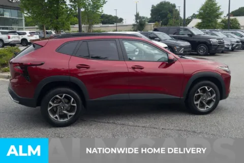 More photos of 2025 Chevrolet Trax LT at ALM Hyundai Florence, SC