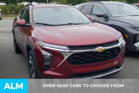Photos of 2025 Chevrolet Trax LT for sale in Florence, SC at ALM Hyundai Florence