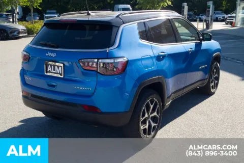 More photos of 2025 Jeep Compass Limited at ALM Hyundai Florence, SC