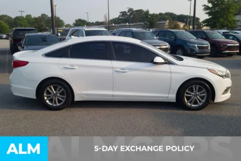 Another view of 2016 Hyundai Sonata SE for sale in Florence, SC at ALM Hyundai Florence