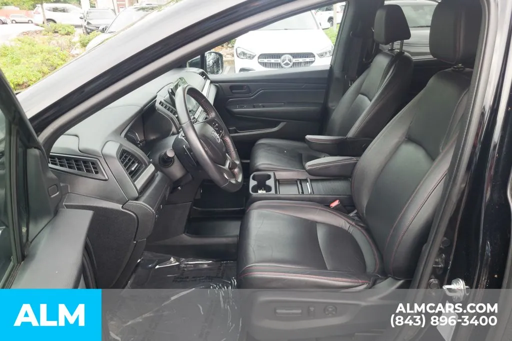 2023 Honda Odyssey SPORT - Photo 16