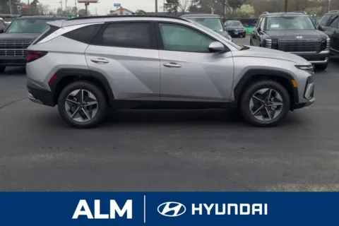 More photos of 2026 Hyundai Tucson Hybrid SEL at ALM Hyundai Florence, SC