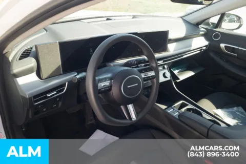 More photos of 2025 Hyundai Sonata SEL at ALM Hyundai Florence, SC