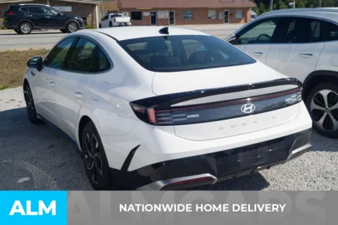 More photos of 2025 Hyundai Sonata SEL at ALM Hyundai Florence, SC