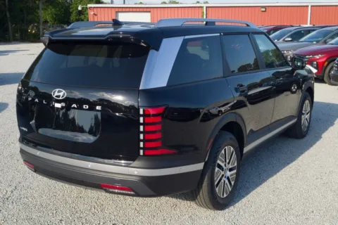 More photos of 2026 Hyundai Palisade Hybrid Blue SEL Premium at ALM Hyundai Florence, SC