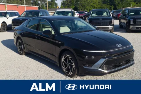 More photos of 2026 Hyundai Sonata SEL Sport at ALM Hyundai Florence, SC