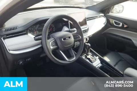 More photos of 2025 Jeep Compass Limited at ALM Hyundai Florence, SC