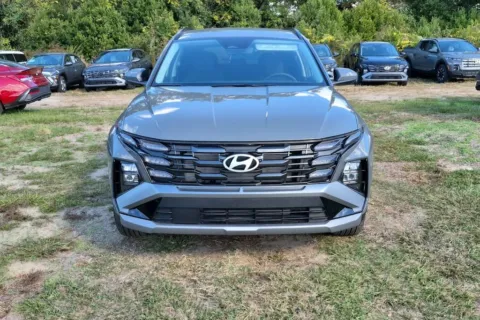Photos of 2026 Hyundai Tucson SEL for sale in Florence, SC at ALM Hyundai Florence