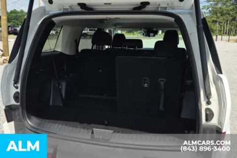 More photos of 2025 Hyundai Santa Fe SEL at ALM Hyundai Florence, SC