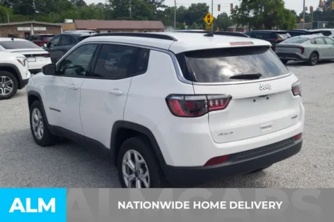 More photos of 2025 Jeep Compass Latitude at ALM Hyundai Florence, SC