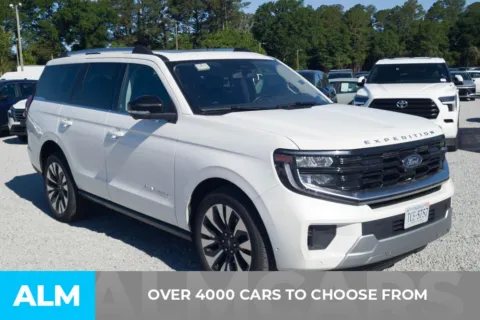 Photos of 2025 Ford Expedition Platinum for sale in Florence, SC at ALM Hyundai Florence