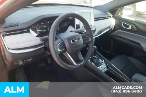 More photos of 2025 Jeep Compass Latitude at ALM Hyundai Florence, SC