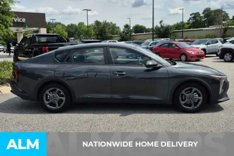 More photos of 2025 Kia K4 LXS at ALM Hyundai Florence, SC