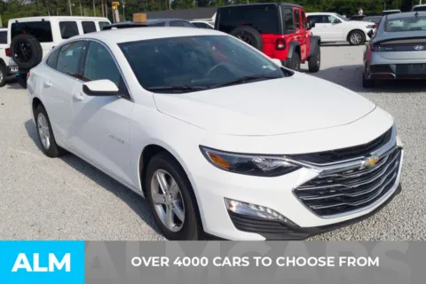 Photos of 2024 Chevrolet Malibu LT for sale in Florence, SC at ALM Hyundai Florence