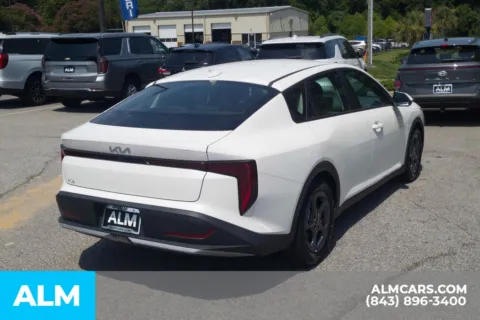 More photos of 2025 Kia K4 LXS at ALM Hyundai Florence, SC
