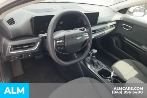 More photos of 2025 Kia K4 LXS at ALM Hyundai Florence, SC