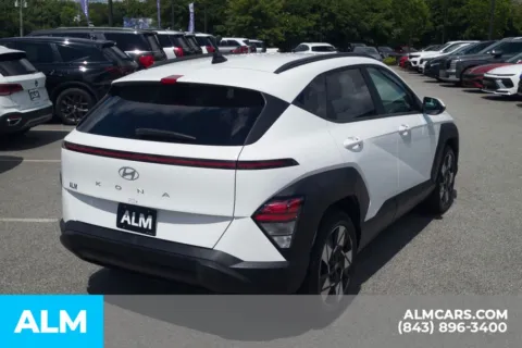 More photos of 2024 Hyundai Kona SEL at ALM Hyundai Florence, SC