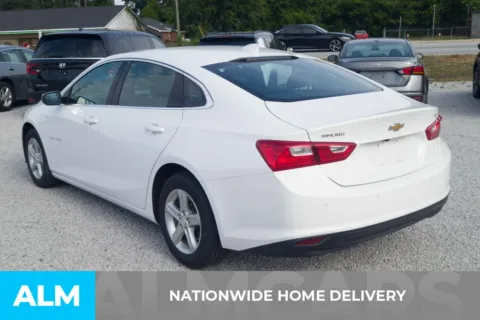 More photos of 2024 Chevrolet Malibu LT at ALM Hyundai Florence, SC