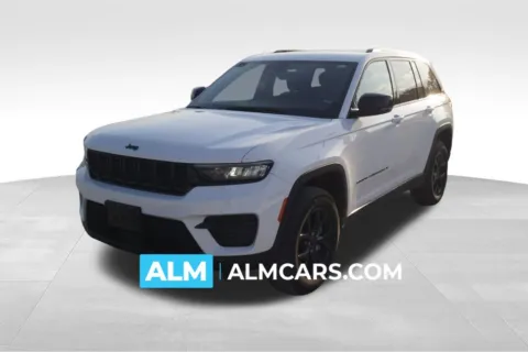 White 2025 Jeep Grand Cherokee Altitude for sale in Florence, SC