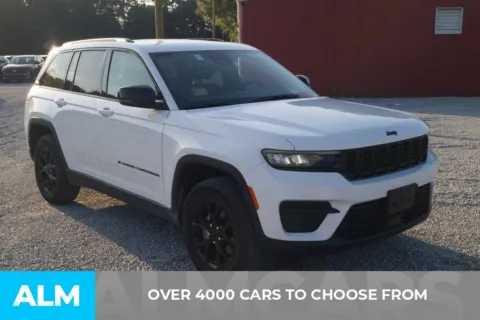 Photos of 2025 Jeep Grand Cherokee Altitude for sale in Florence, SC at ALM Hyundai Florence