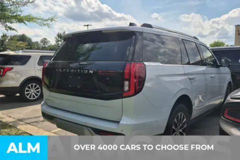 Photos of 2025 Ford Expedition Platinum for sale in Florence, SC at ALM Hyundai Florence