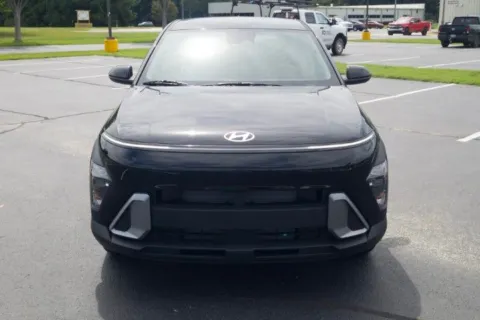 Photos of 2026 Hyundai Kona SE for sale in Florence, SC at ALM Hyundai Florence