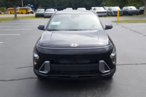 Photos of 2026 Hyundai Kona SE for sale in Florence, SC at ALM Hyundai Florence