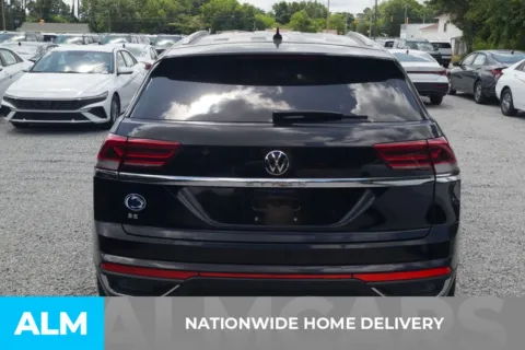 More photos of 2021 Volkswagen Atlas Cross Sport 2.0T SE at ALM Hyundai Florence, SC