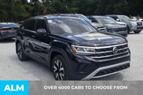 Photos of 2021 Volkswagen Atlas Cross Sport 2.0T SE for sale in Florence, SC at ALM Hyundai Florence