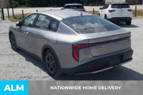 More photos of 2025 Kia K4 LXS at ALM Hyundai Florence, SC